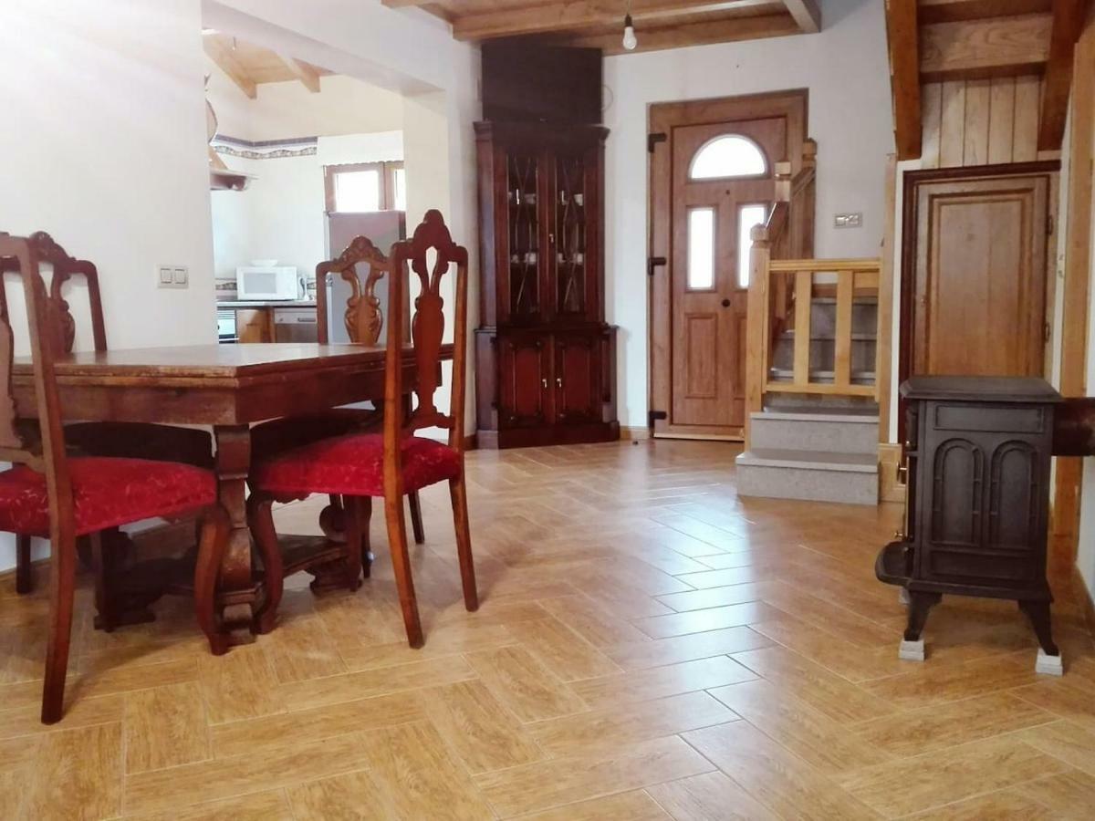Casa De Aldea Amezaga * Taramundi